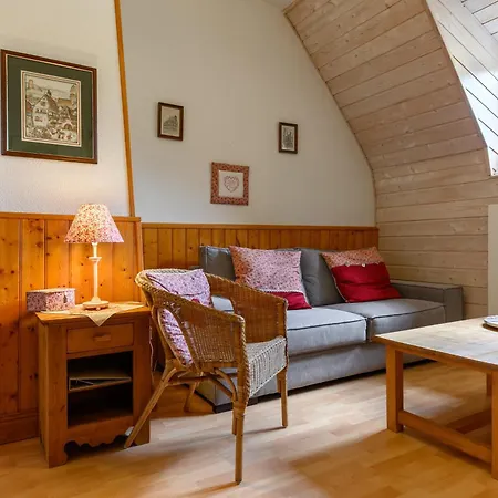 D'hotes, Les Combes