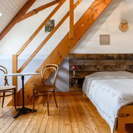 D'hotes, Les Combes Penzion