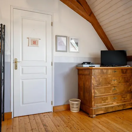 Penzion D'hotes, Les Combes 3*